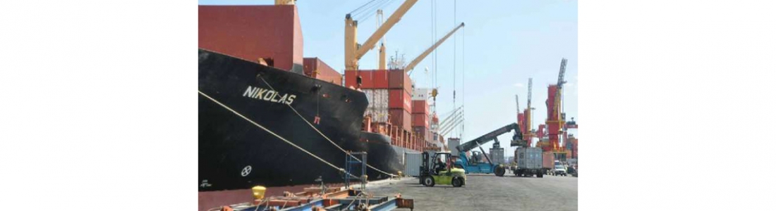 Descargan 130 contenedores de alimentos y medicinas en el terminal portuario de Puerto Cabello