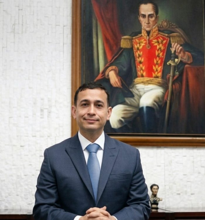 Designado Johann Álvarez Márquez como ministro de Comercio Exterior