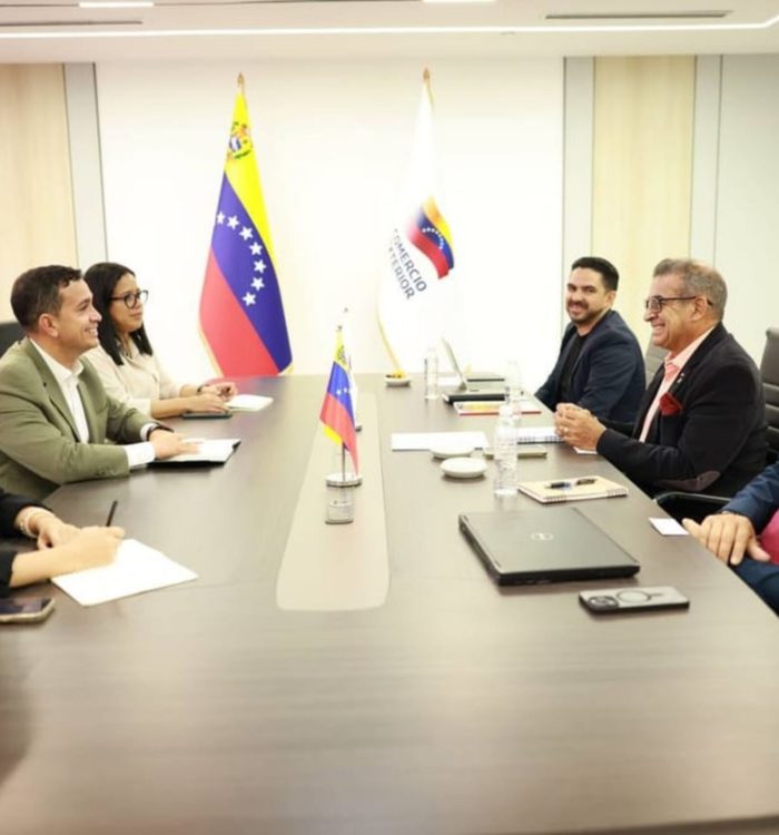 Venezuela impulsa la exportación forestal para diversificar la economía
